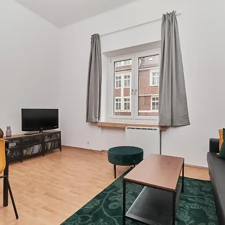 Apartment Wroclaw Lakowa By Renters Appartamento Breslavia