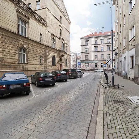 Apartment Wroclaw Lakowa By Renters Appartamento