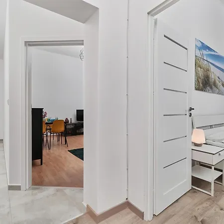 Apartment Wroclaw Lakowa By Renters Breslavia